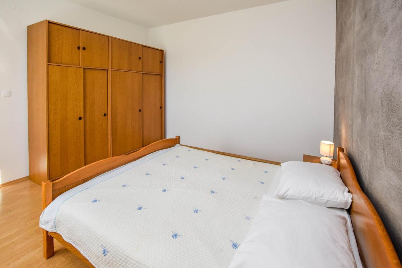 Appartement Kuca Za Odmor Lucija à Vrana  Extérieur photo