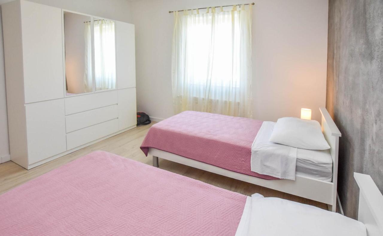 Appartement Kuca Za Odmor Lucija à Vrana  Extérieur photo