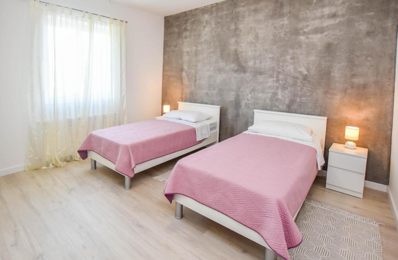 Appartement Kuca Za Odmor Lucija à Vrana  Extérieur photo