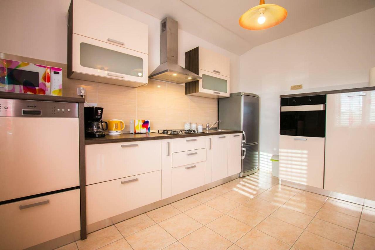 Appartement Kuca Za Odmor Lucija à Vrana  Extérieur photo